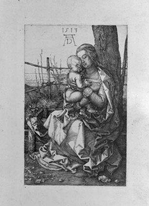 Madonna am Baum
