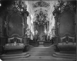 Schöntal Kloster Schöntal Abteikirche Sankt Joseph Innenbereich Hochaltar von Johann Michael Kern (um 1773) und zwei Seitenaltäre