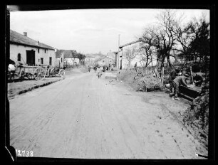 Frankreich (?), Dorfstraße