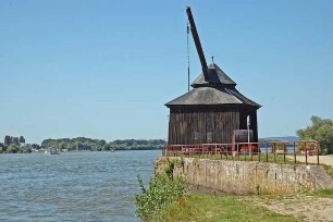 Oestricher Kran; Oestrich-Winkel, Rheinwasen