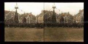 Vorbeimarsch der Schweizer Schützengruppe, Max-Joseph-Platz, München