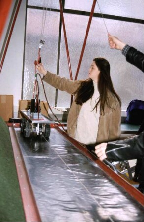 Fotografie: Traktor, Allradtraktor, Zugkraft, Labortest, Bodenrinne, Übungen & Praktika