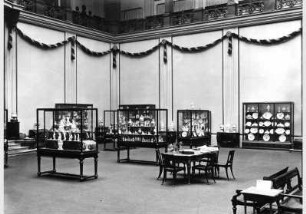 Lichthof des Kunstgewerbemuseums in der Prinz-Albrecht-Straße