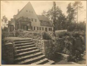 Landhaus Dr. Petz, Berlin-Nikolassee: Ansicht Gartenfassade Nordostseite