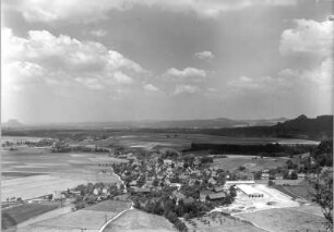 Schöna (Reinhardtsdorf-Schöna). Ortsteilansicht. Blick vom Zirkelstein nach Nordwest