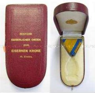 Verleihungsetui zum Orden der Eisernen Krone 3. Klasse, mit Band