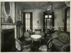 Salon einer Wohnung im Hotel Adlon in Berlin