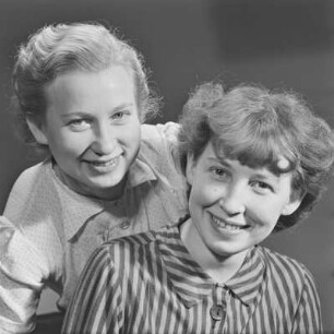 Elisabeth Gremmler (rechts) und eine Freundin
