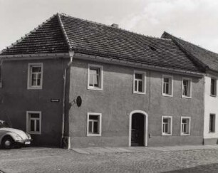 Kamenz, Hoyerswerdaer Straße 20 / Ecke Töpferstraße, Wohnhaus