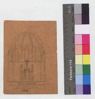 [Blick in den Chorraum der Hubertus-Kapelle mit Altar]