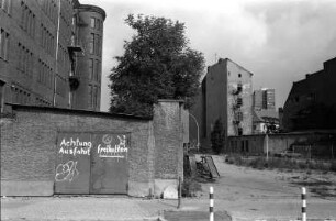 Berlin-Mitte : In Berlin-Mitte, Alte Jakobstrasse