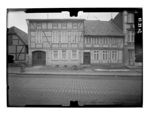 Lübz, Plauer Straße 1. Wohnhaus. Straßenfront