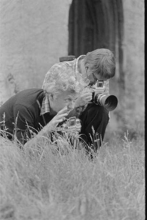 Höfgen. Akt-Pleinair 1979. Günter Rössler beim Fotografieren