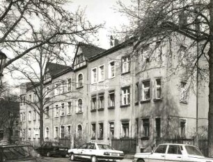 Dresden-Trachau, Wilder-Mann-Straße 26/24. Doppelwohnhaus. Straßenansicht