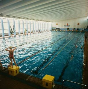 Schwimmhalle im Bildungszentrum, Cottbus