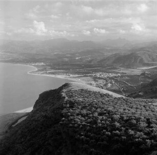 Sizilien. Blick auf Tindari