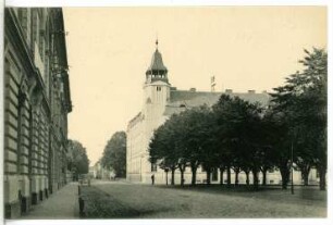 Theresienstadt. Lange Straße : Theresienstadt. Straßenbild Lange Straße am Paradeplatz