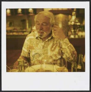 Wolfram Siebeck in einem Restaurant in Kassel