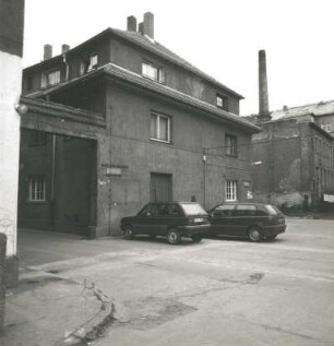 Dresden-Pieschen, Altpieschen 11/13. Wohnhäuser (Obdachlosenasyl; 1912; H. Erlwein). Hofansicht