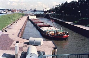Nesserlander Schleuse, Emden