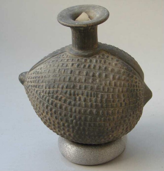 Clay vessel