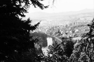 Gernsbach: Unteres Murgtal mit Gernsbach, von der Höhenstraße nach Schloss Eberstein