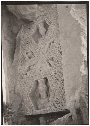 Decke des Peristyls, Baalbek: Detail