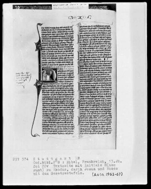 Bibel — Initiale H (aec sunt) zu Exodus, darin Josua und Moses mit den Gesetzestafeln, Folio 22verso
