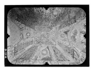 Potsdam. Neuer Garten. Muschelgrotte (1792-1794; A. L. Krüger). Innenansicht