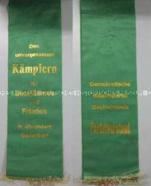 Kranzschleife der Demokratischen Bauernpartei Deutschlands