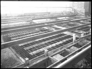 Fichtenberg: Bahnbrücke, Gleise, Baustelle