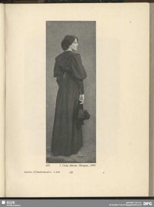 [Frau mit Blick in die Ferne gerichtet. Rückenansicht]