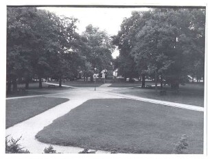 Kaiser-Wilhelm-Platz in Richtung Paulinenstraße. Detmold. Kaiser-Wilhelm-Platz. Papierabzug