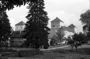 Meßkirch: Schloss von der Straße aus gesehen