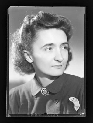 Alliiertenporträt Mrs. Hunt (2)