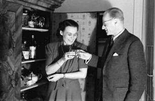Bukarest: Familie Schmidt, Herr und Frau Schmidt