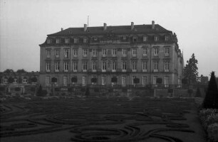Brühl: Schloss, Parkansicht