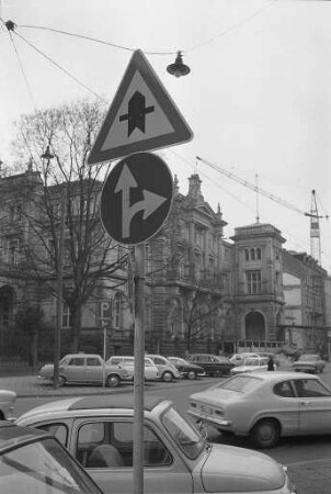 Inkrafttreten der seit 1. März 1971 geltenden neuen Straßenverkehrsordnung