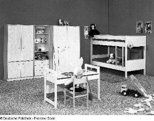 Jugendzimmer (Modell M 718)