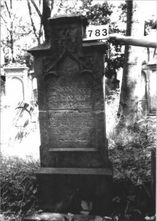 Grabstein 783