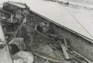 Räumungsarbeiten Fahrwasser/Rhein