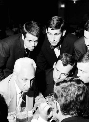 16. Tagung 1966 Mediziner; Studentenabend Polonaise: Severo Ochoa im Gespräch