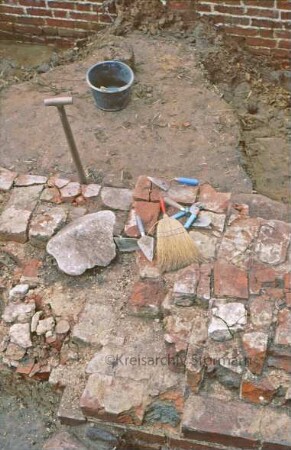 Kloster Reinbek: Ausgrabung Fundament