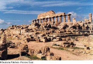 Akropolis. Tempel C