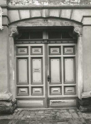 Radeburg, Dresdner Straße 6. Gasthaus "Zur Börse" (1870/1880). Tordurchfahrt