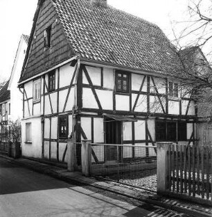 Fachwerkwohnhaus; Eschwege, Bilsteinstraße 22, Bilsteinstraße 24