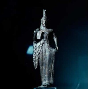 Kore, Bronze, Vollguß