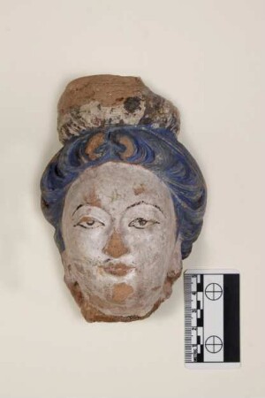 Bodhisattva-Kopf mit blauem Haar