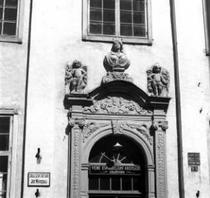 Portal des Hauses des schwedischen Ratsherrn Hermann Poorten