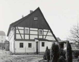 Neukirch, Wohnstallhaus : Neukirch (Kreis Bautzen), Wohnstallhaus, Dorfweg 9, 1. Hälfte 19. Jahrhundert, Hofansicht (Giebelseite)